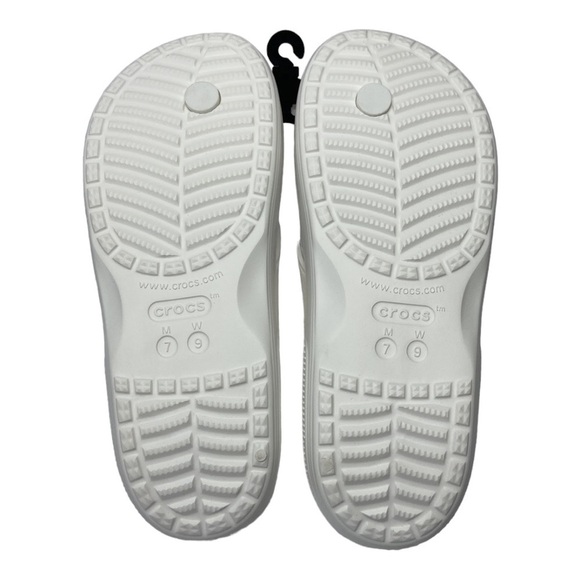 Crocs Classic Crocs Flip Casual Flip-Flops Unisex Size 7 Men / 9 Women’s NWT